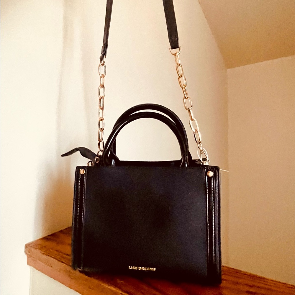 So cute, BLACK PURSE - Picture 3 of 4